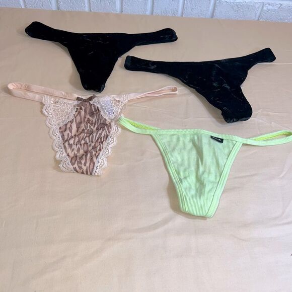 Victorias Secret Panty Bundle XS - Picture 1 of 7